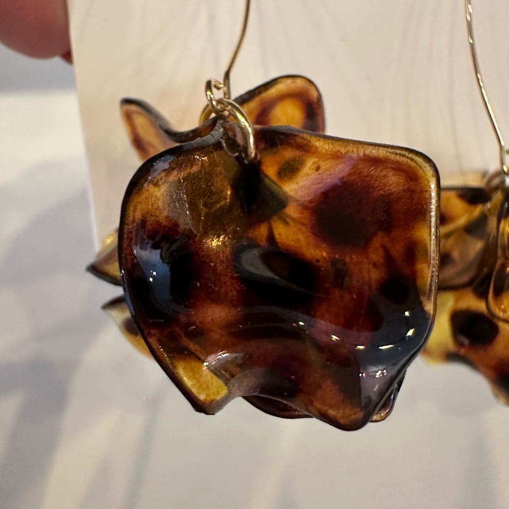 Chic Tortoise Shell Drop Earrings - Picture 2 of 5
